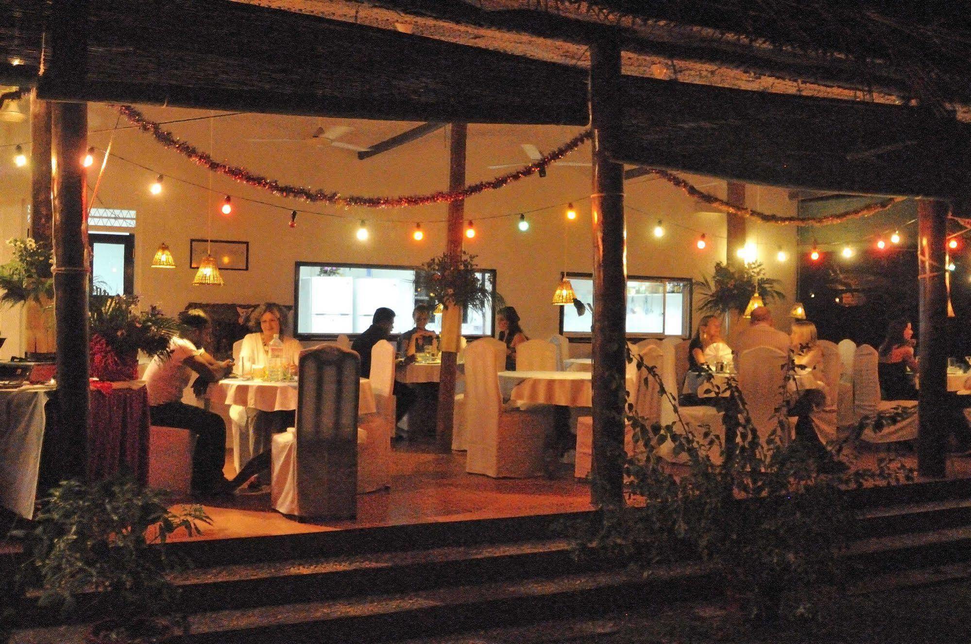 Dalmanuta Gardens Hotel Dharga Town Ngoại thất bức ảnh